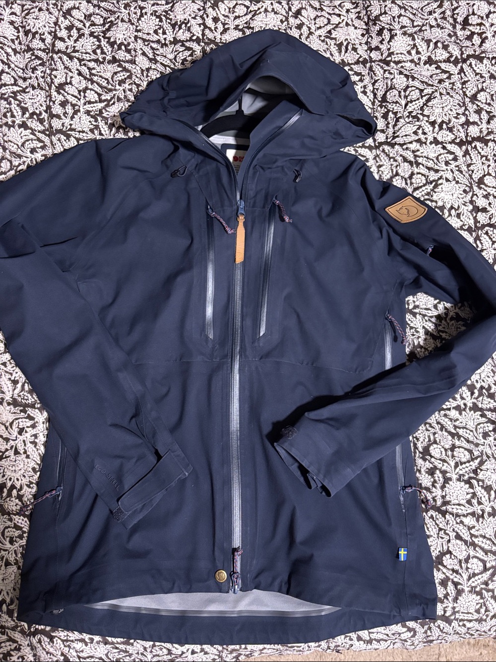 Fjallraven Women's Medium Navy Waterproof Keb Ecoshell Hooded Rain Jacket